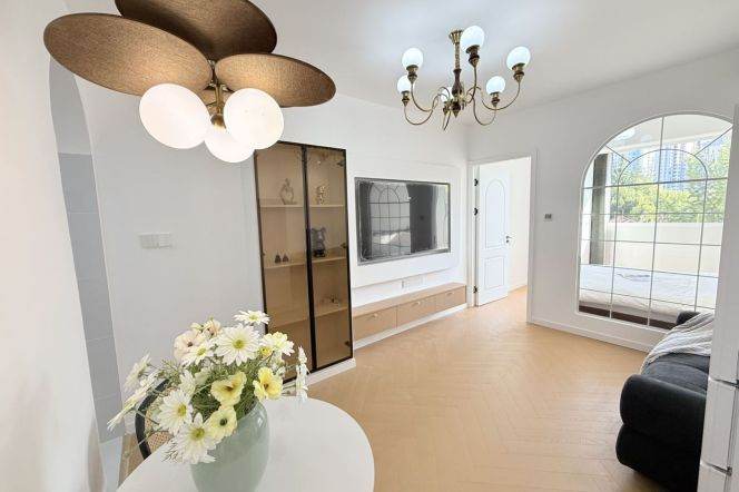 1BR Apartment near Columbia Circle