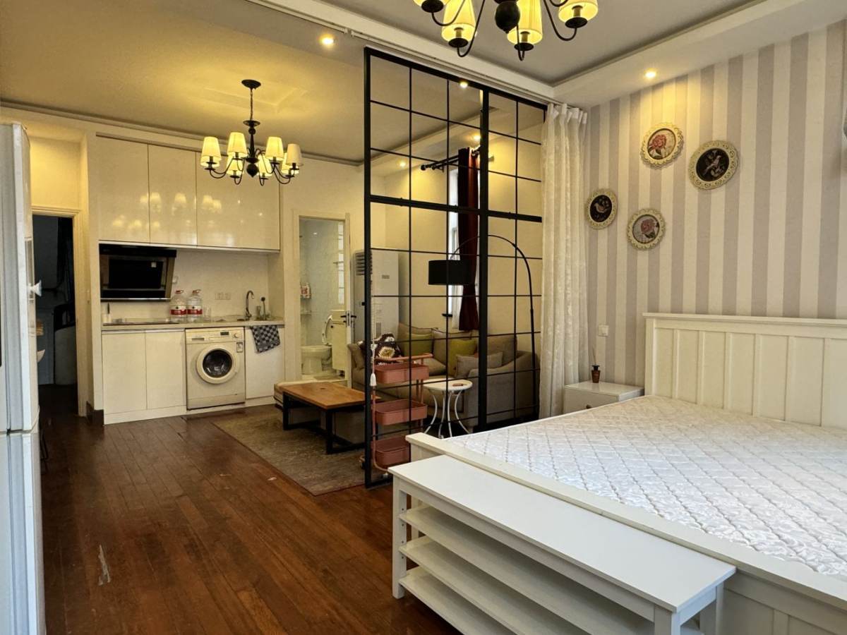 Housing image — Bedroom