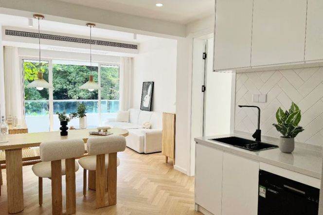2BR Apartment at One Park Avenue with Green View