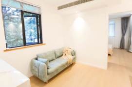 1BR Apartment in Xintiandi (L10/L13)