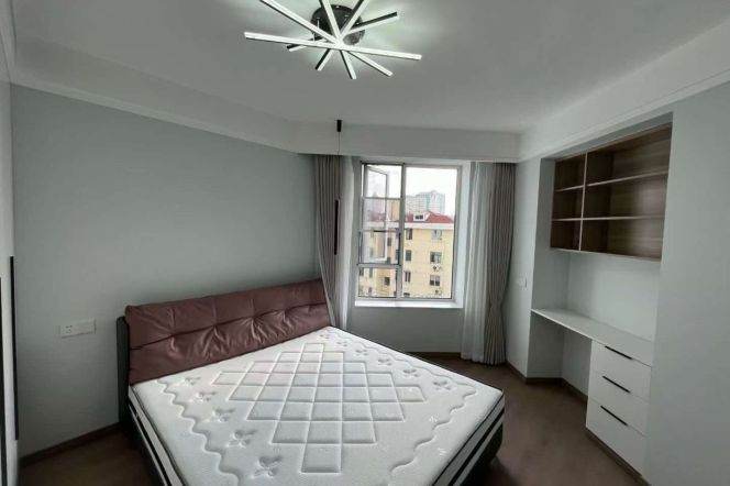 2BR Apartment in Xujiahui (L15)
