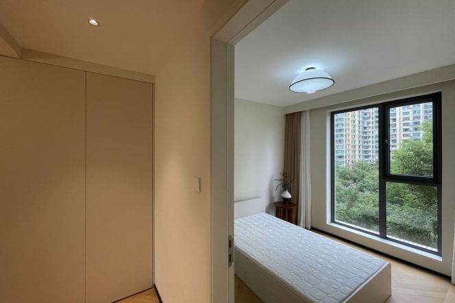 3BR Apartment near Zhongshan Park with Green View (L2/L3/L4)