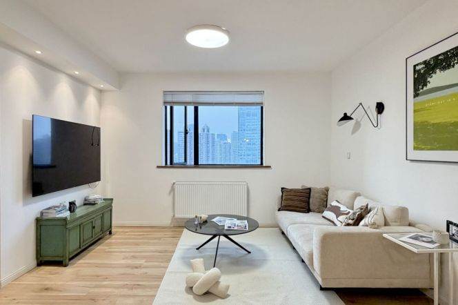High-Floor 3BR Apartment near Nanjing Xi Lu (L2/L12/L13)