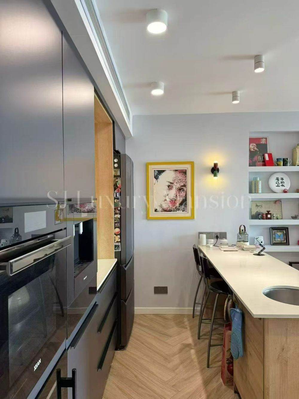Housing image