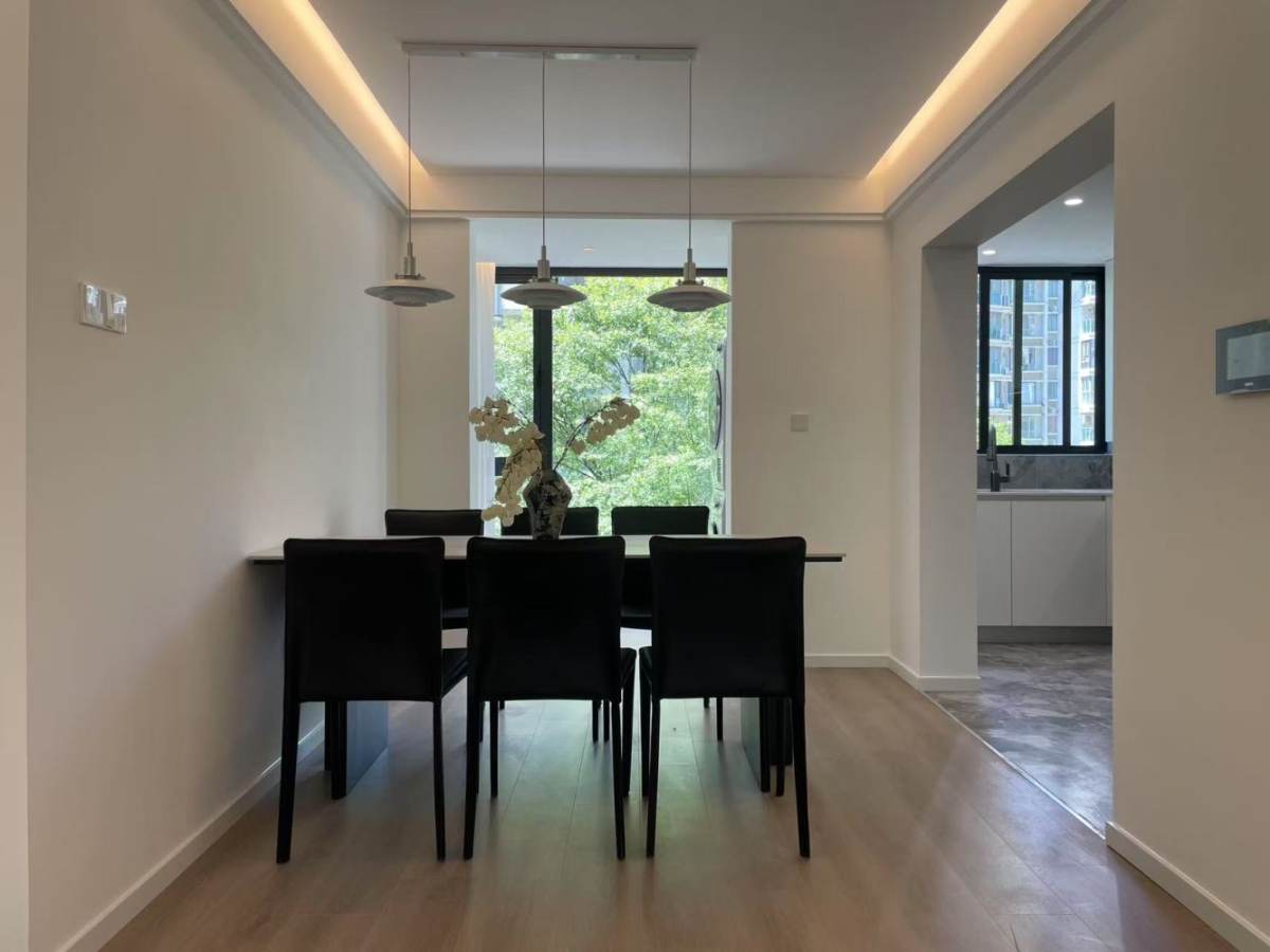 Housing image — Living Room