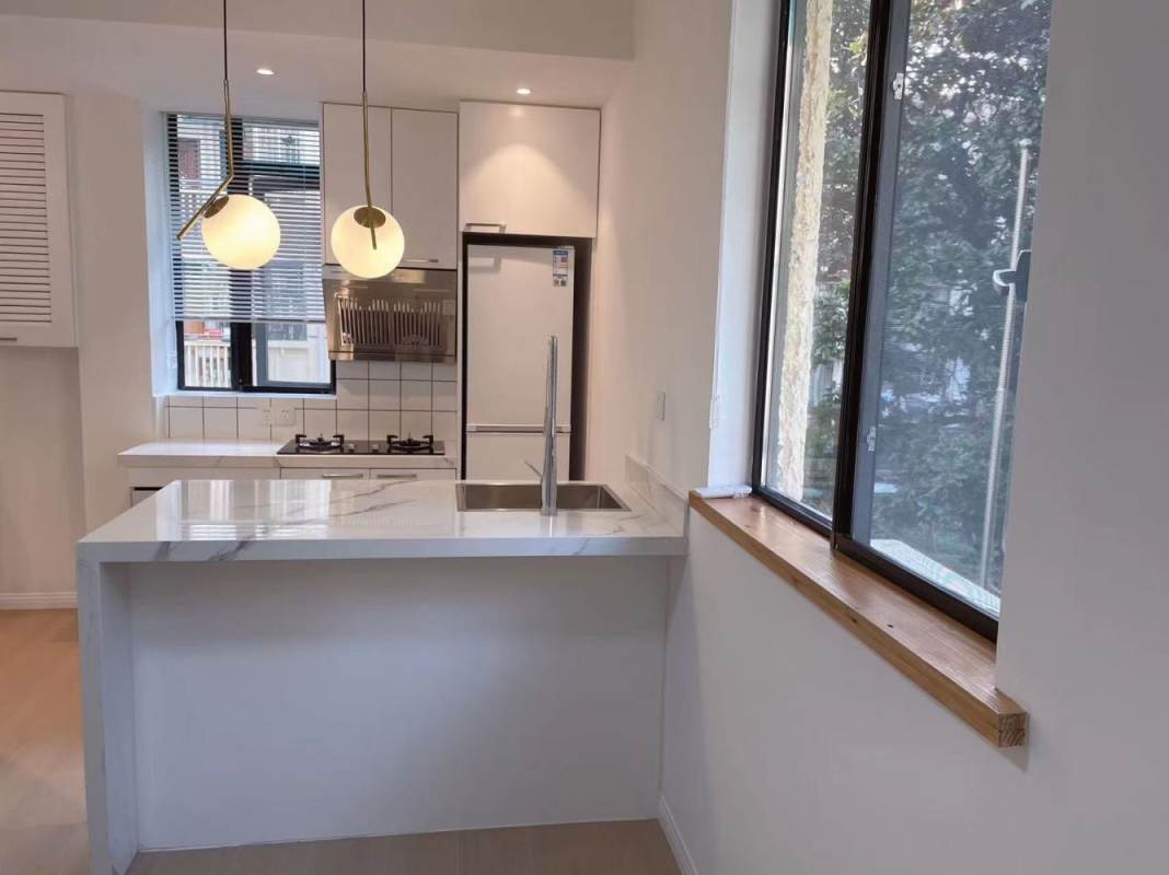 Housing image — Kitchen