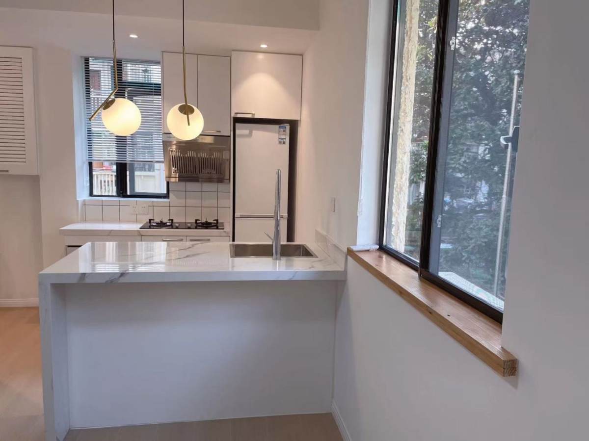 Housing image — Kitchen