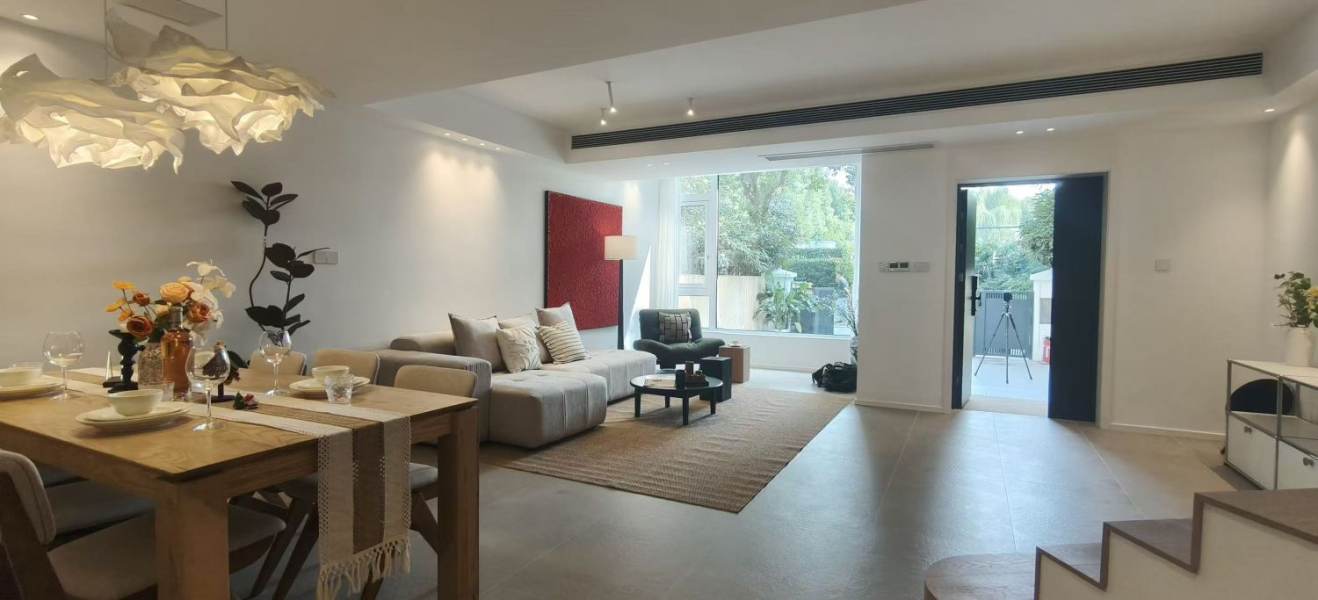 Housing image — Living Room