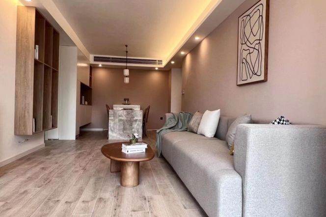 High-Floor 2BR Apartment at Oriental Manhattan (L1/L9/L11)