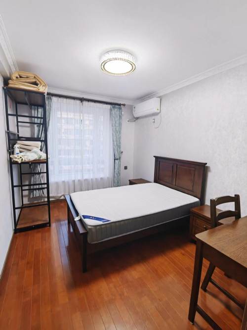 Housing image — Bedroom