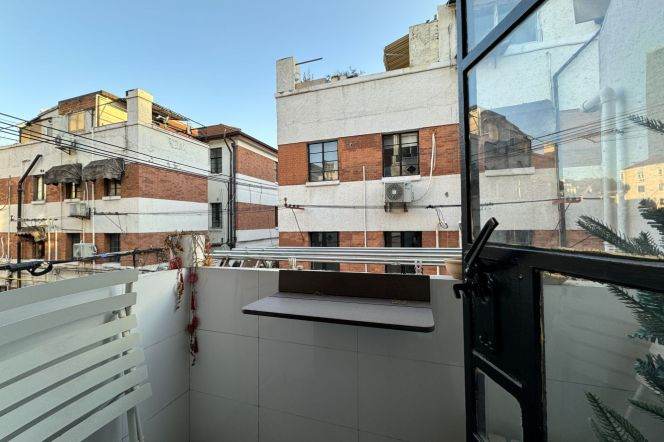 1BR Lane House in Jing'an