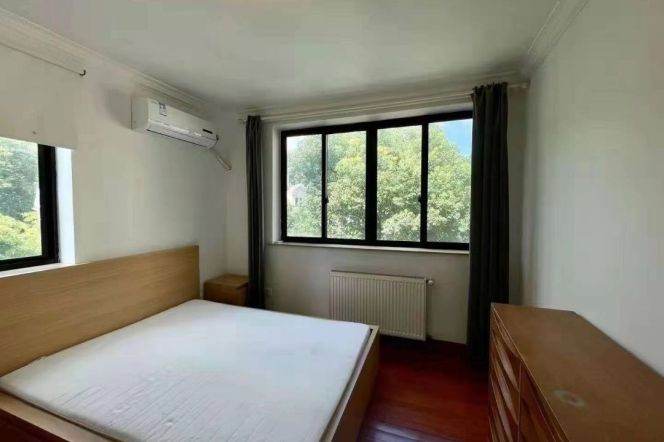 3BR Apartment in Old Xuhui