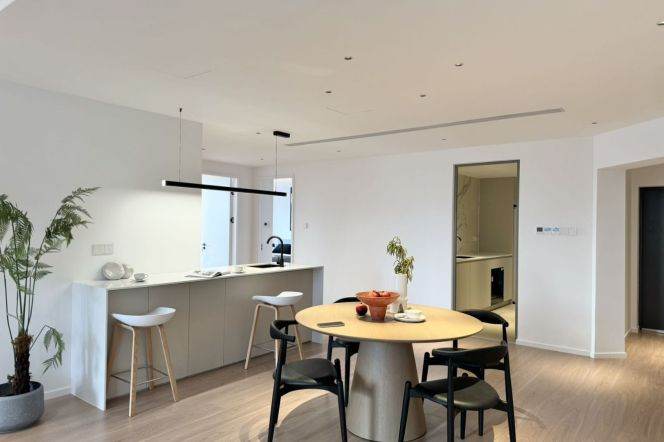 Spacious 3BR Apartment in Old Xuhui (L7/L9)