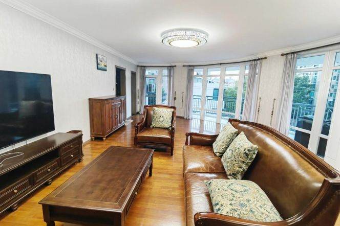 3BR Apartment near West Yan'An Rd Metro (L3/L4)