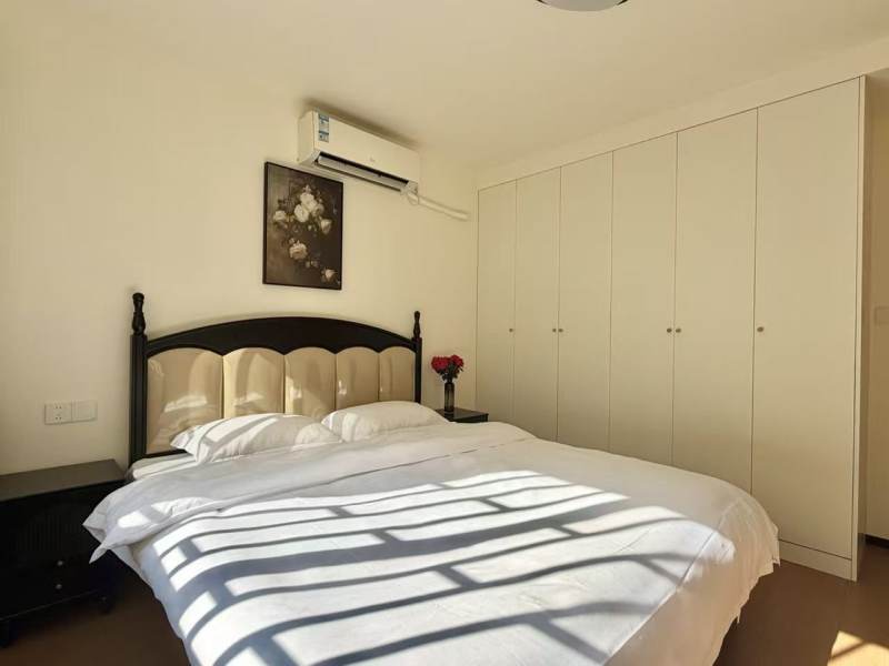 Housing image — Bedroom