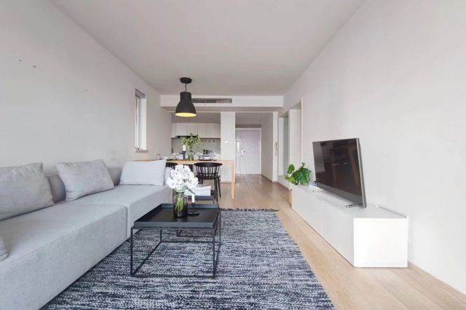 High-Floor 2BR Apartment at Joffre Garden (L1/L10/L12)