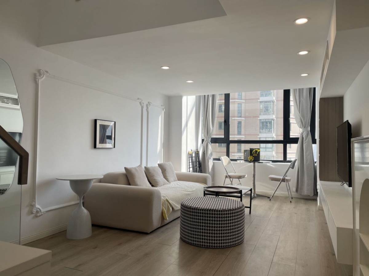 Housing image — Living Room