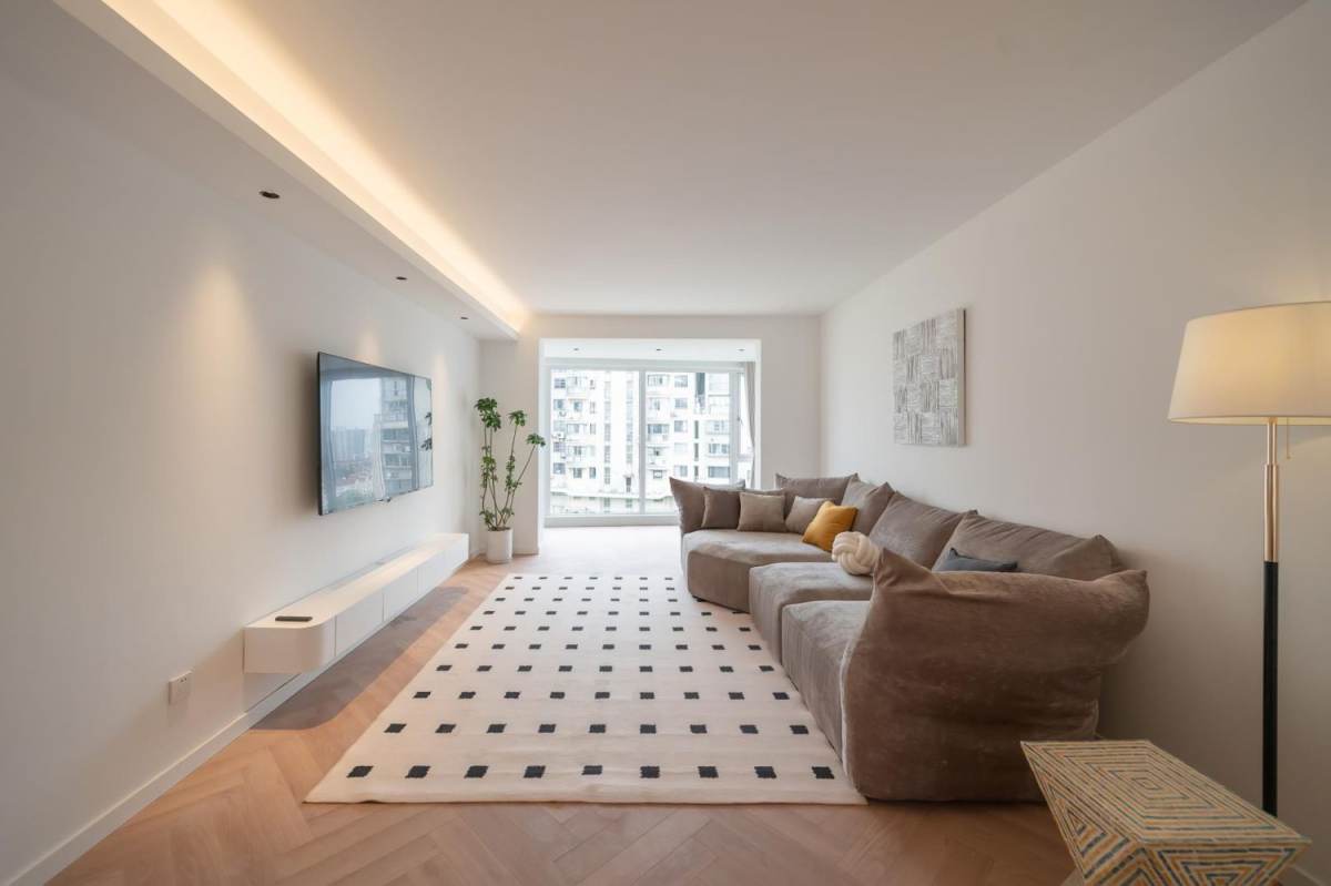 Housing image — Living Room