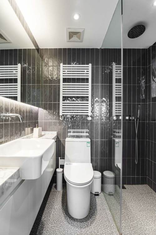 Housing image — Bathroom