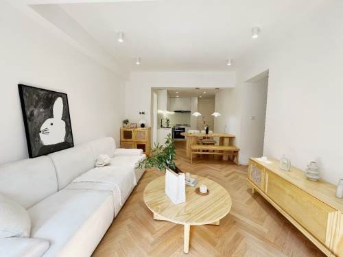 Housing image — Living Room