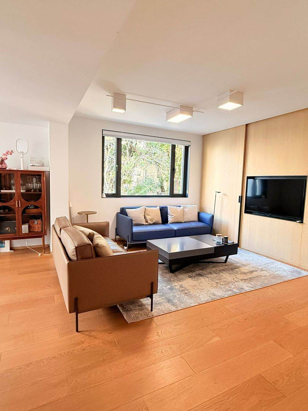 Housing image — Living Room