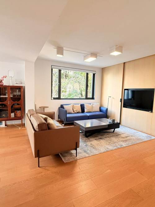 Housing image — Living Room