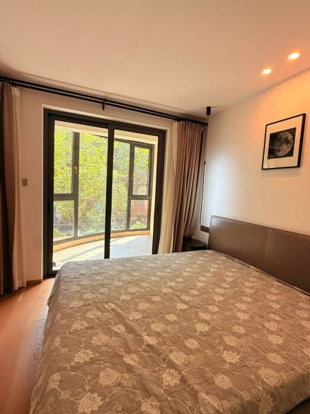 Housing image — Bedroom