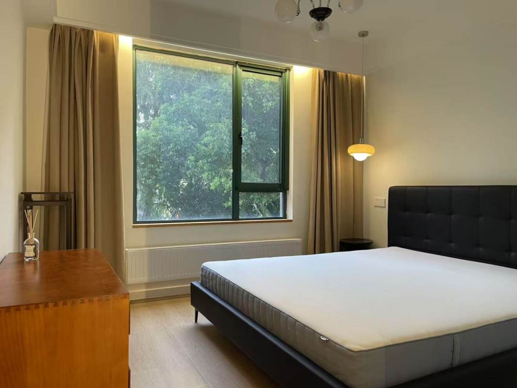 Housing image — Bedroom