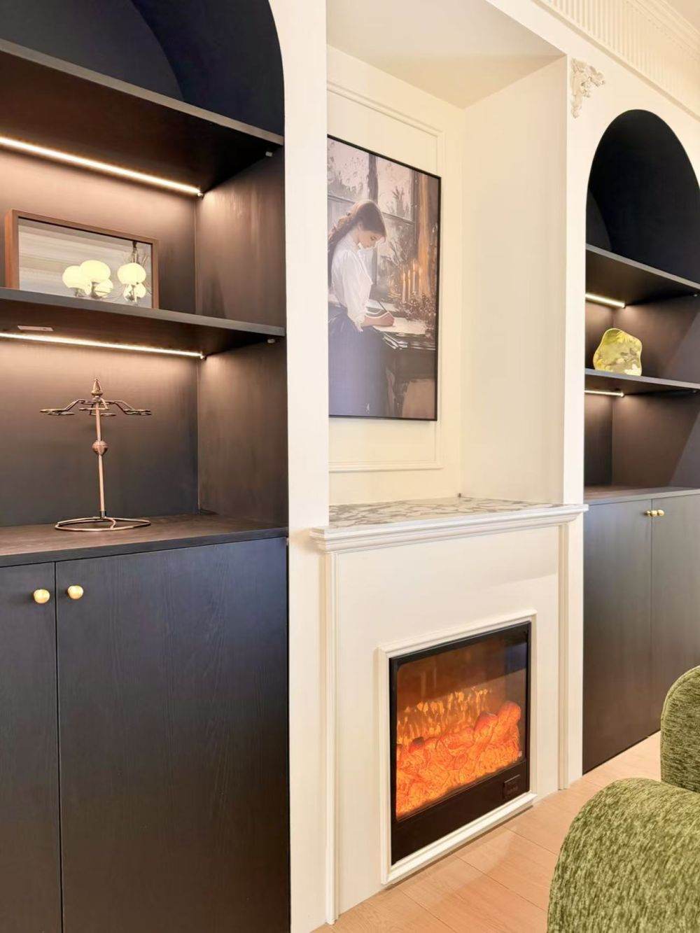 Housing image — Living Room
