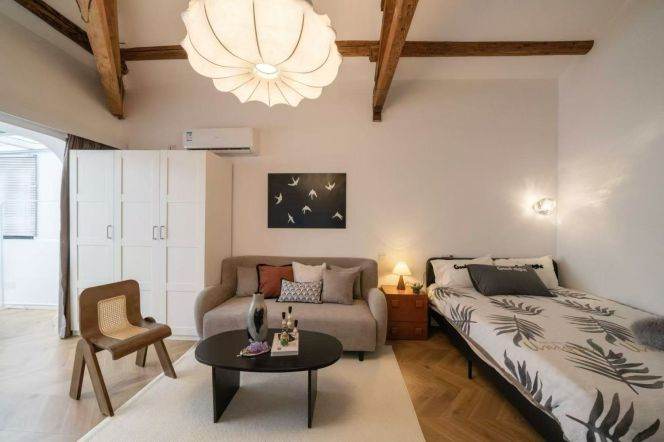 1BR Lane House in Jing'an (L2/L12/L13)
