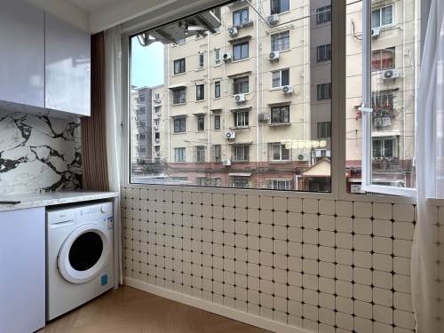 Housing image — Balcony