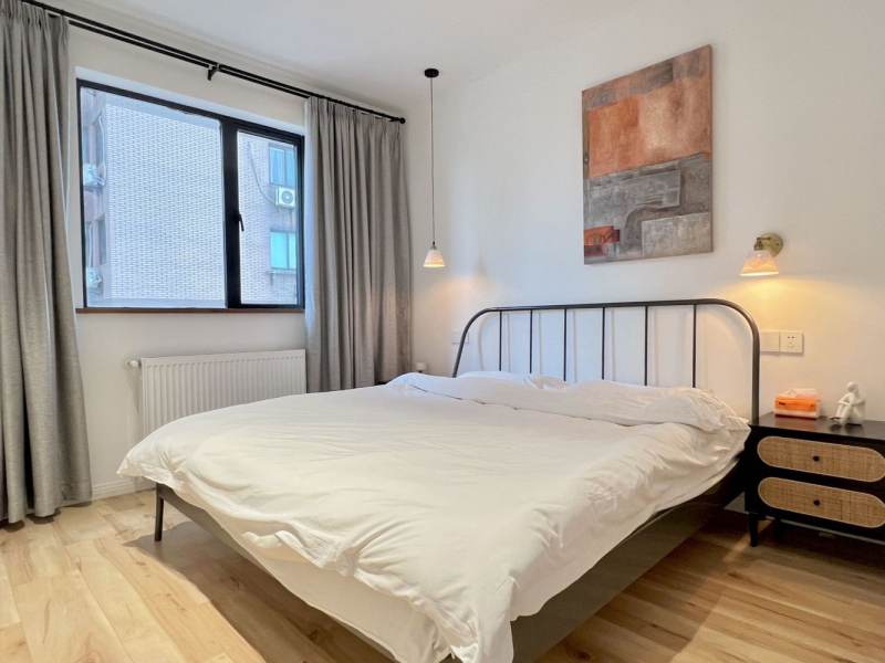 Housing image — Bedroom