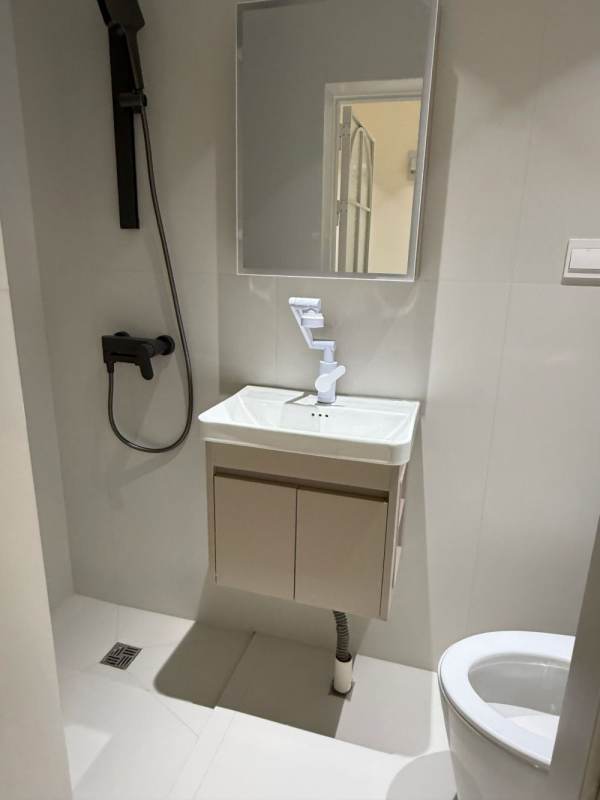 Housing image — Bathroom