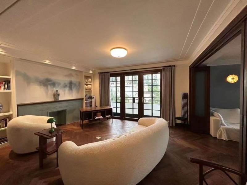 Housing image — Living Room