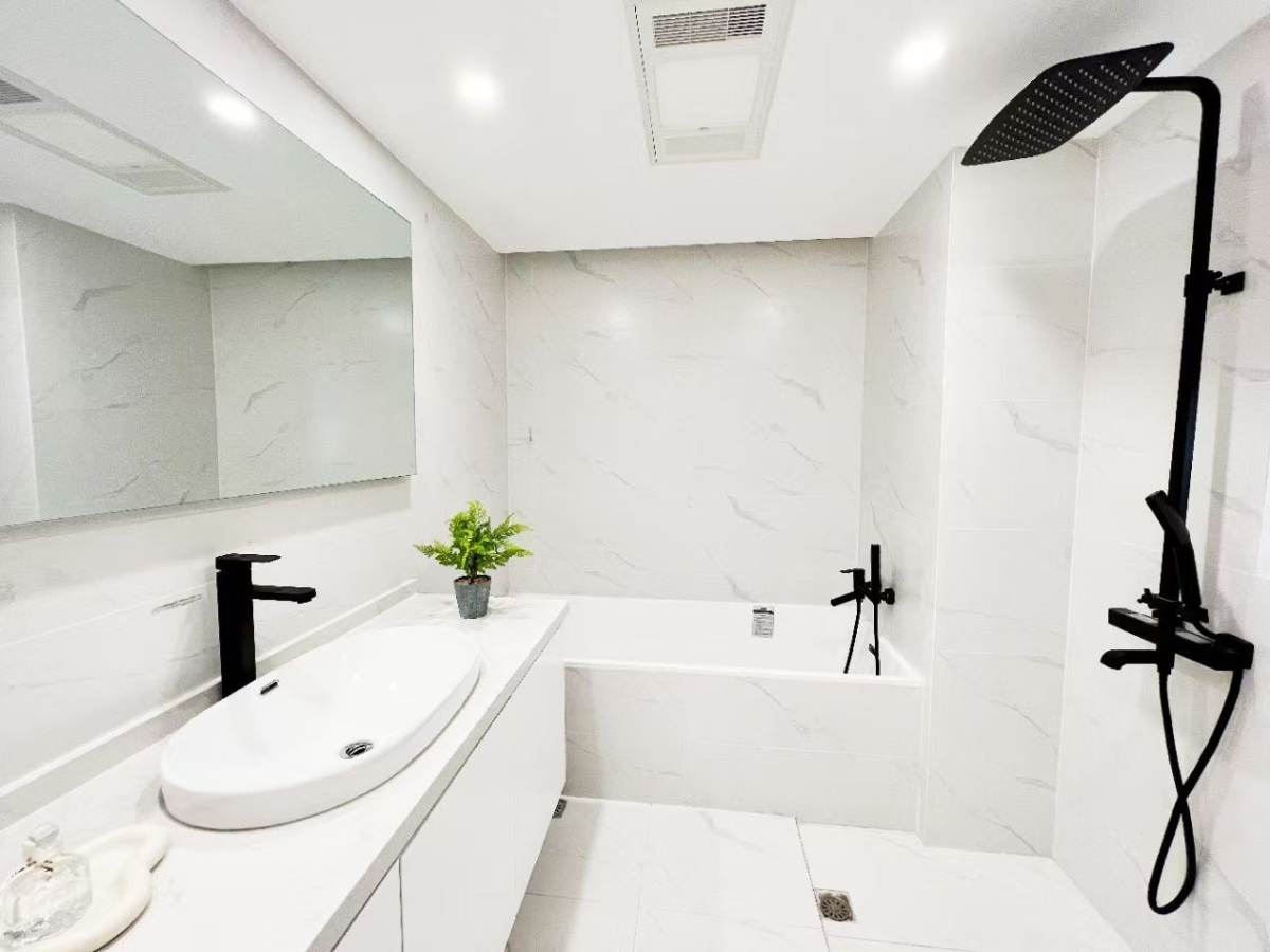 Housing image — Bathroom