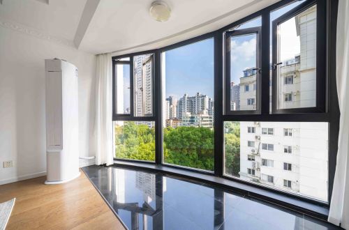 Housing image — Living Room