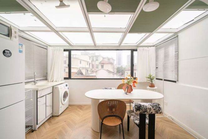 1BR Lane House in Jing'an (L2/L12/L13)