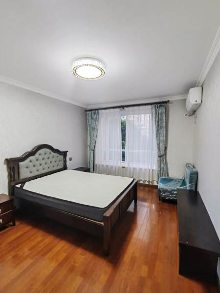 Housing image — Bedroom