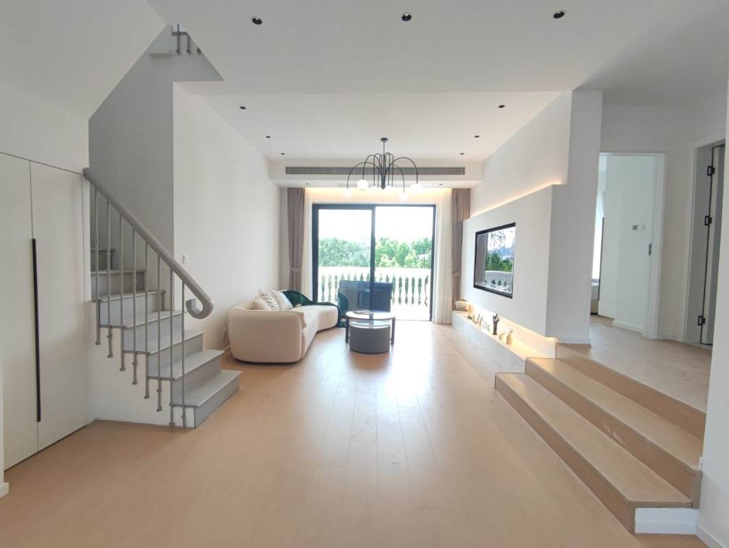 Housing image — Living Room