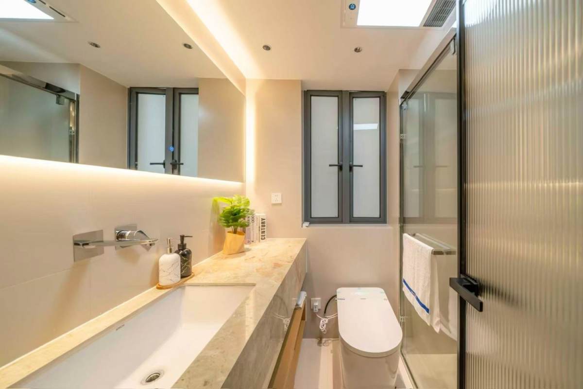 Housing image — Bathroom