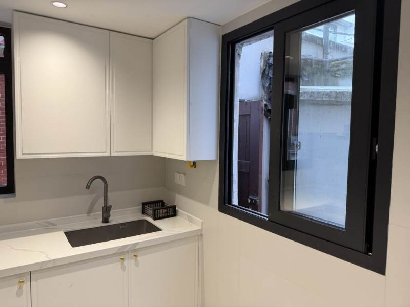 Housing image — Kitchen