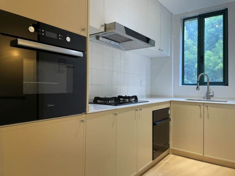 Housing image — Kitchen
