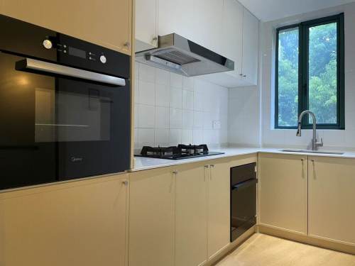 Housing image — Kitchen