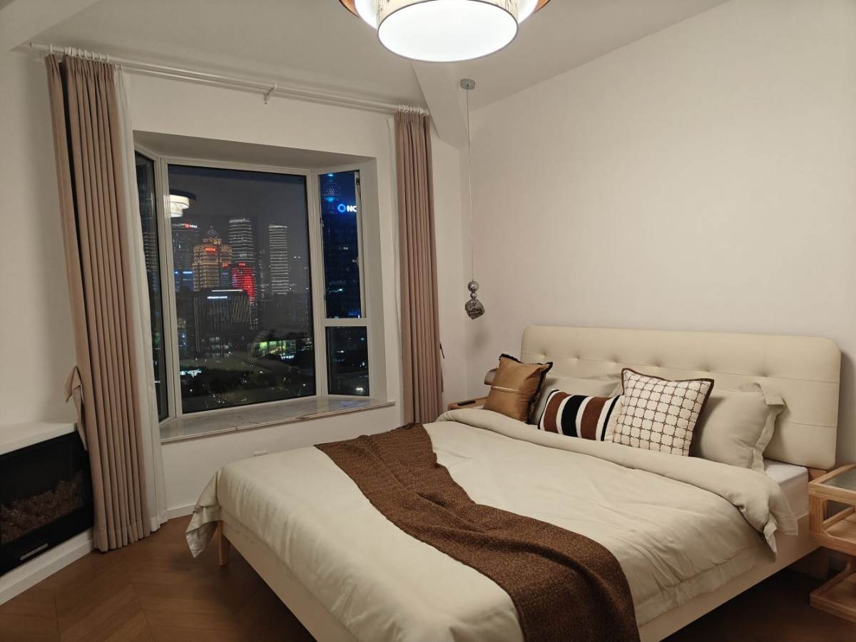 Housing image — Bedroom