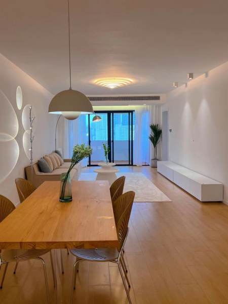 Housing image — Living Room