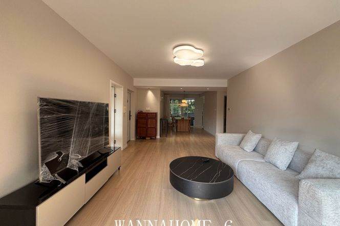 4BR Apartment in Jing'an (L1/L12/L13)