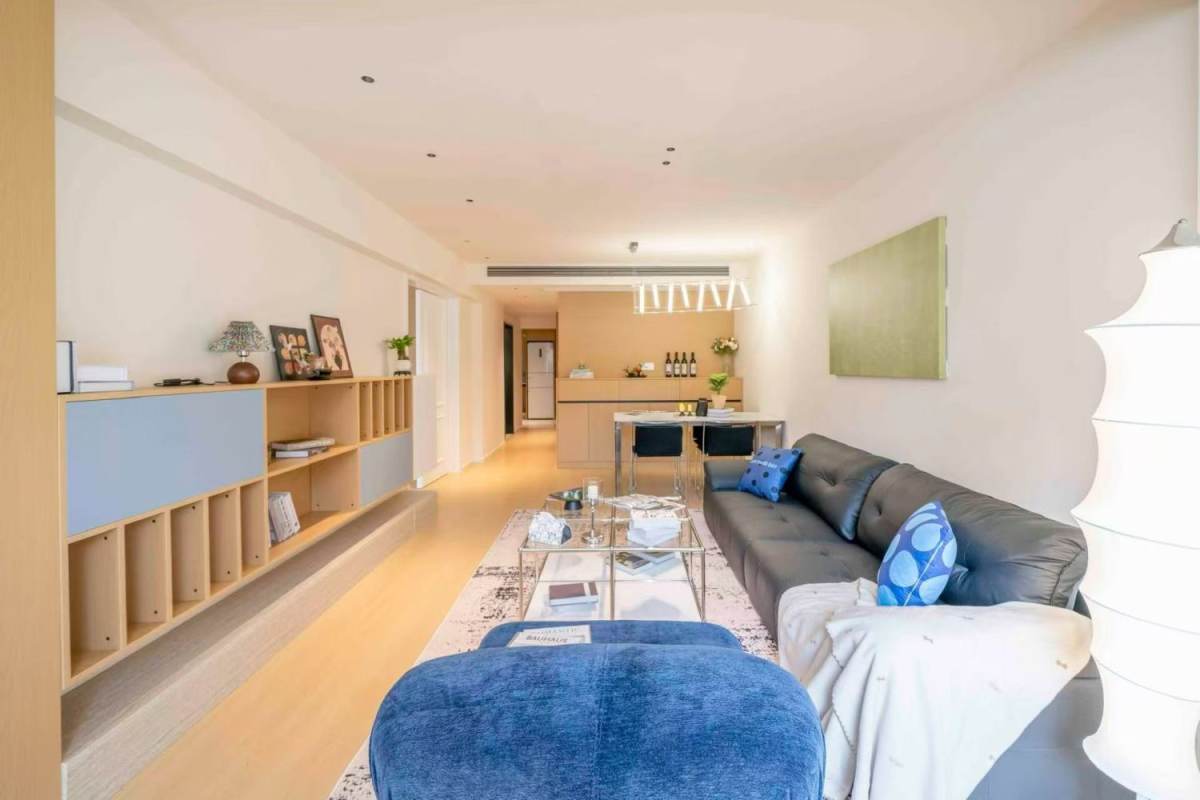 Housing image — Living Room