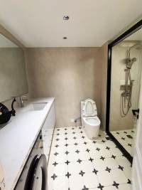 Housing image — Bathroom