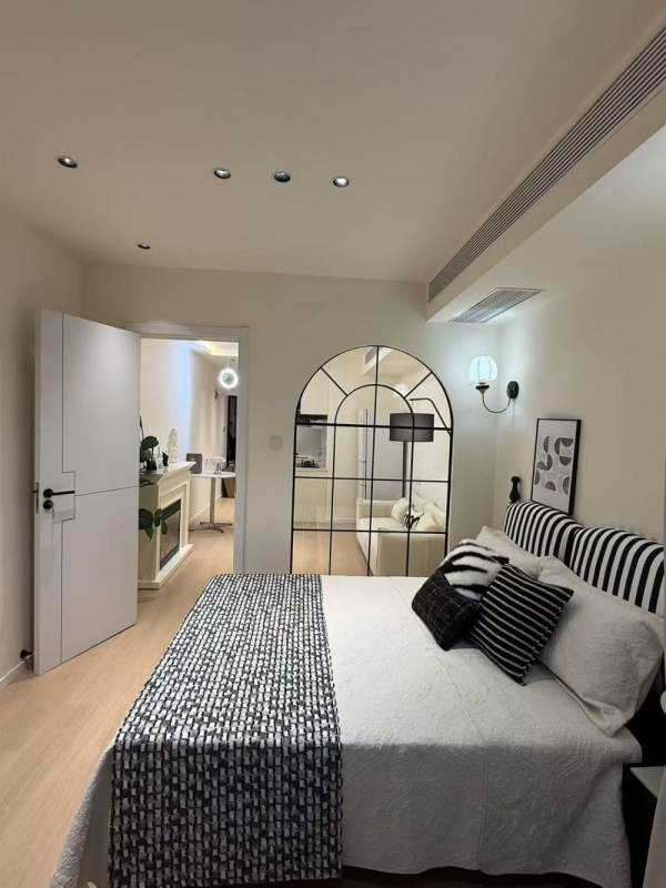 Housing image — Bedroom