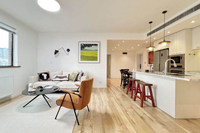 High-Floor 3BR Apartment near Nanjing Xi Lu (L2/L12/L13)